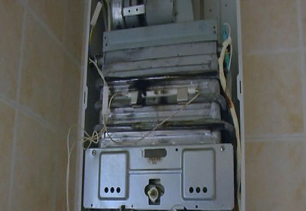 家中燃氣熱水器爆炸，事故原因需進一步調查